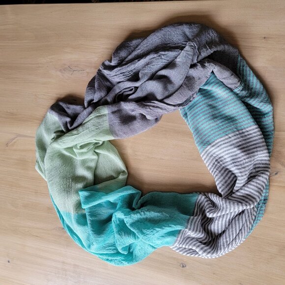 Silpada Infinity Scarf - Picture 1 of 2